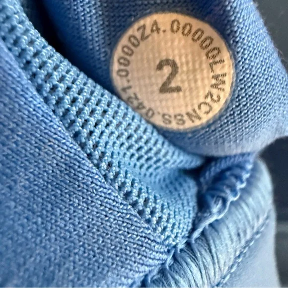 Lululemon Womens Wunder Train Longline Bra Med Support
C/D Cup
Utility Blue EUC - Picture 10 of 10